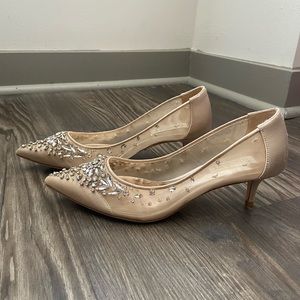 NWT Badgley Mischka Crystal Studded Kitten Heels